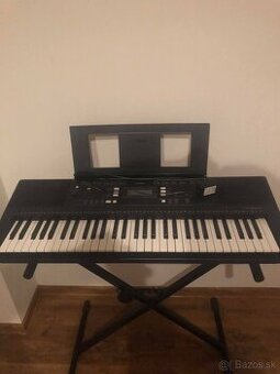 Yamaha PSR E343