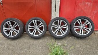 ORIGINÁLNE disky VW R18 Sebring - letné pneu