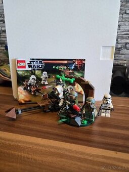 LEGO Star Wars Endor Rebel Trooper & Imperial Trooper Battle