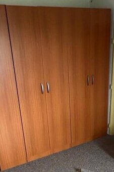 Šatníková skriňa 220x90x58