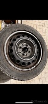 Predám plechové disky s pneumatikami 14" – Peugeot 107 / To