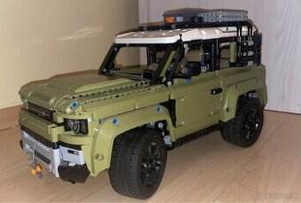 Lego Technic 42110 Land Rover Defender