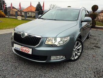 ŠKODA SUPERB COMBI 1.8 TSI 118kW ELEGANCE - XENON NAVI