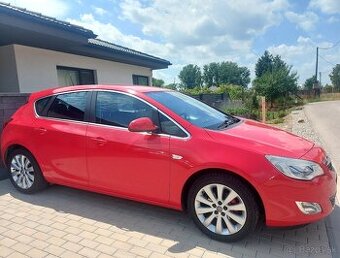 Opel astra J, 1,4 benzín