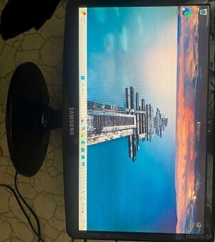 Predám funkční monitor 19" Samsung S19A10N vga