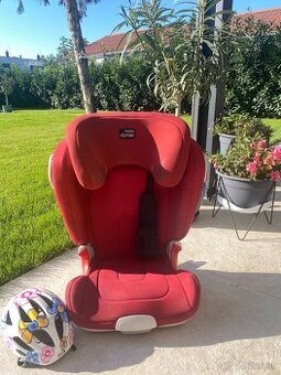 Predám detskú autosedačku Britax ROMER XP-SICT