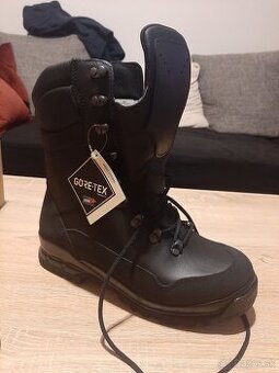 Celokožená kvalitná obuv gore-tex vibram + letné kanady