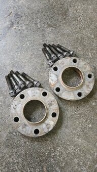 Podložky 2x2cm 5x120