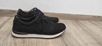 Dámske tenisky s čipkovaným vzorcom veľ. 41