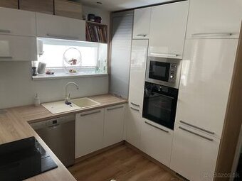 Korpus kuchynskej linky