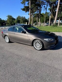 BMW 320d Coupé E92 2011