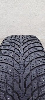 Nokian Snowproof 215/55 R17
