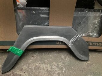 Uaz 469 zadný blatník - opravnú časť predám