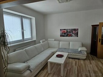 3 izbový byt v centre Michaloviec