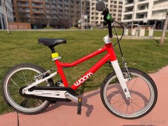 Predam Bicykel WOOM 3 – červený + stojan