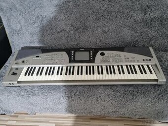 Predám Roland E60 76 klavesovy