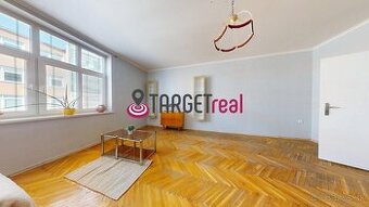 EXKLUZÍVNE: Veľký 2 izbový byt s balkónom a záhradou v centr