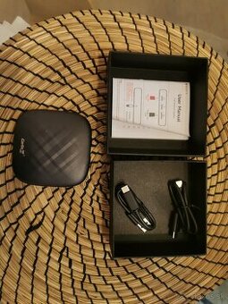 Carlinkit AI BOX Android 13 CarPlay / Android Auto