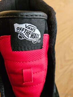 Vans tenisky