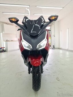 Honda Forza 350