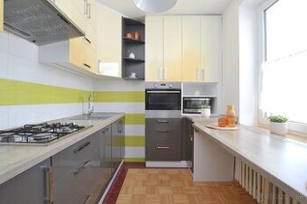 NA PREDAJ | 3 izbový byt s balkónom, 75 m2, CENTRUM