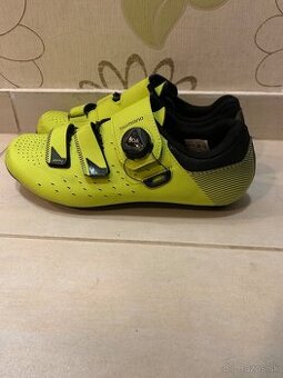 Cyklistické cestné tretry shimano