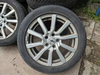 Zimná sada alu diskov AEZ 215/55 R17 Superb 3