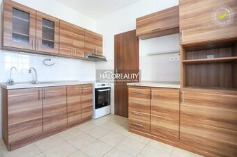 HALO reality - Prenájom, štvorizbový byt Považská Bystrica,