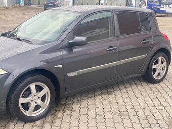 Predam renault megane1.4 16v 72 kv facelift rok viroby2009