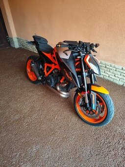 KTM 1290 Superduke R