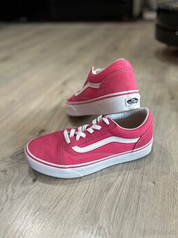 Vans tenisky