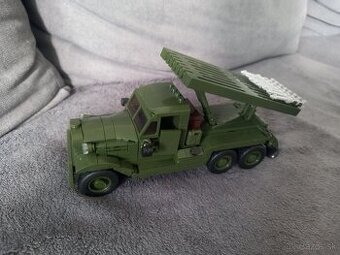 Stavebnica raketomet BM-13 Kaťuša(lego)