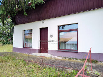 Dom s 13 ár pozemkom v obci  Beňadíkovce