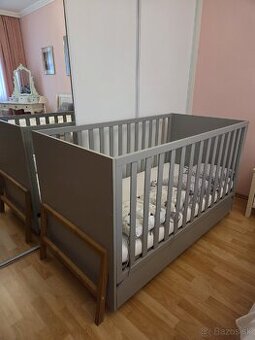 Detská postieľka Lotta 70x140 so zásuvkou, masívne drevo