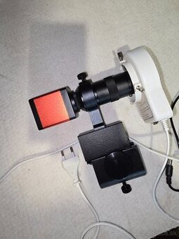 Mikroskop na opravu elektroniky