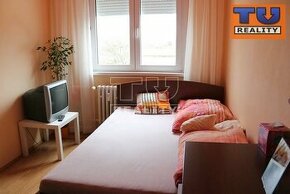 TUreality ponúka na predaj svetlý 3-izbový na Toryskej v...