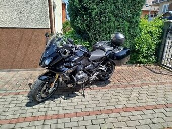 BMW R1200RS