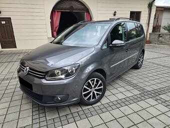 Volkswagen Touran 1.2 TSI M6 Trendline Navi 7miest Panorama