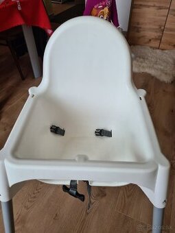 Predám detsku jedálenskú stoličku Ikea