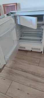 Vstavaná chladnička
