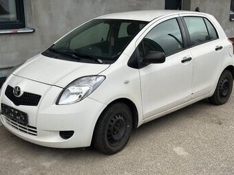 Predám AIRBAGY sedačky Budíky Nárazník Toyota Yaris 2006-
