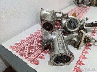 Mlynčeky na mäso mak slyže orechy
