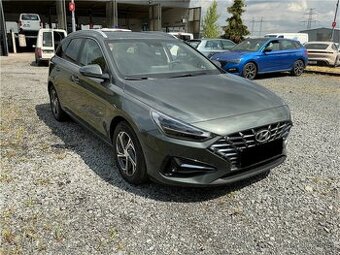 Hyundai i30WG 1.0T-GDI 88kW SMART AUTOMAT NAVI ZÁRUKA