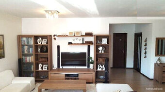 Prerobený 3-IZB.  BYT, 74 m2, Balkón, Pivnica, Bošany