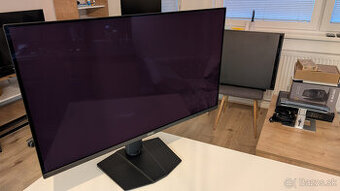 Herný monitor MSI MAG 321UP QD-OLED - záruka ešte 29 mes.