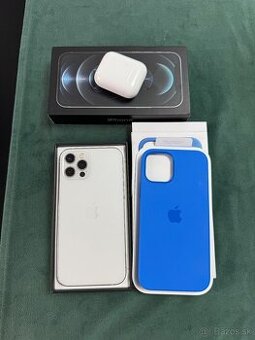 iPhone 12 Pro + Airpods 1