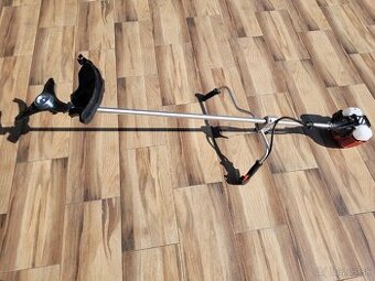 Krovinorez Mountfield