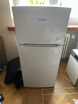 Chladnička s mrazničkou Beko