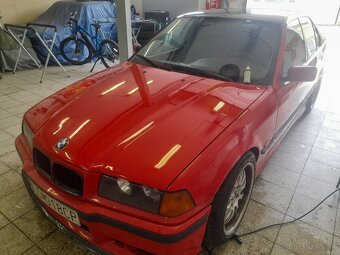 BMW E36 - 1