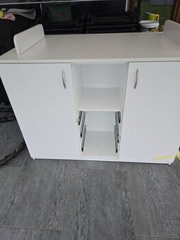 Prebaľovanie pult  skriňa